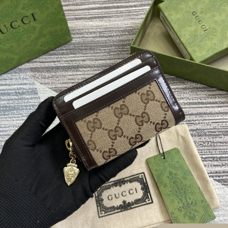 G*u*i wallets & purse